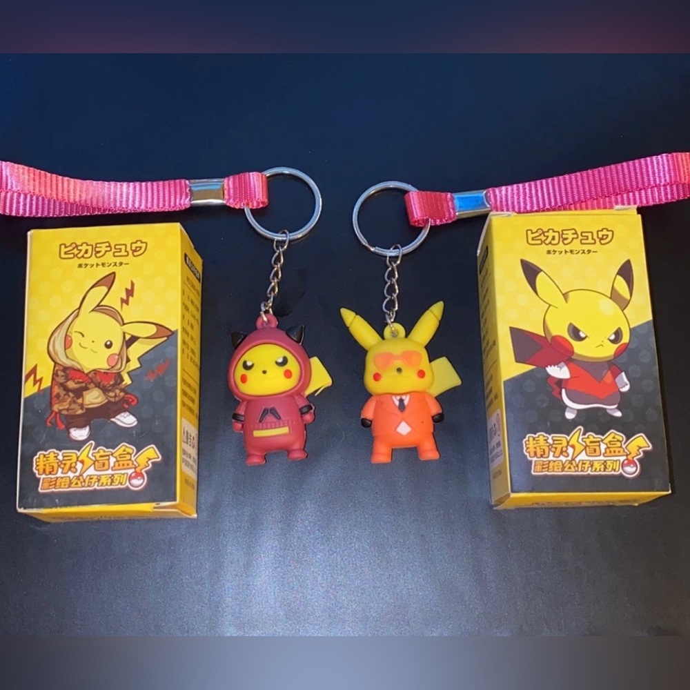 2x Pokémon Keychains For keys figurines two ninjas figure orange and purple - Picture 1 of 6